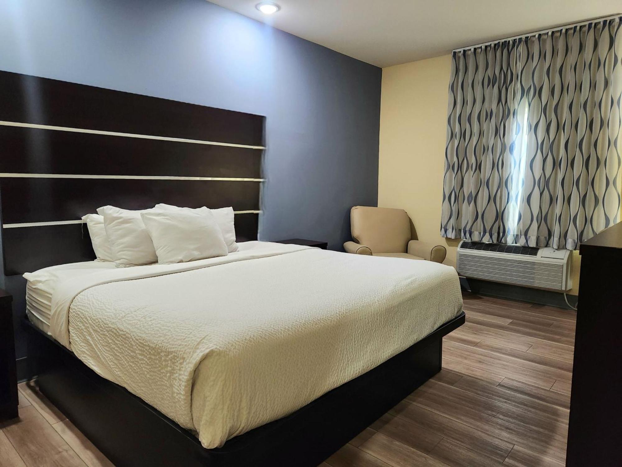 Days Inn By Wyndham Baton Rouge Airport Экстерьер фото