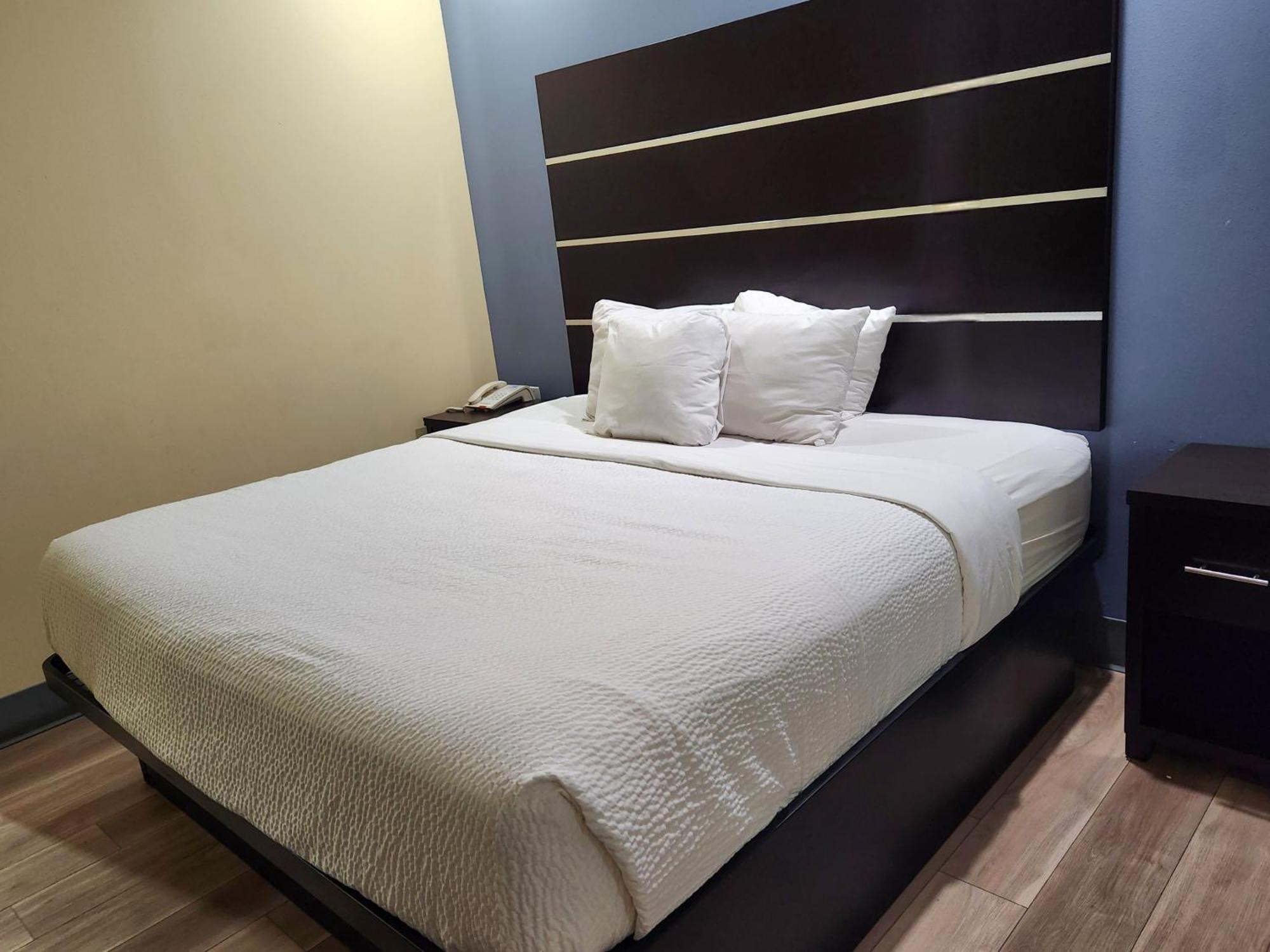 Days Inn By Wyndham Baton Rouge Airport Экстерьер фото